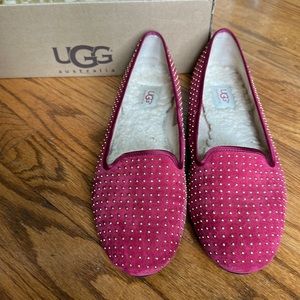 Very gently worn Sherpa lined Ugg studded  suede flats